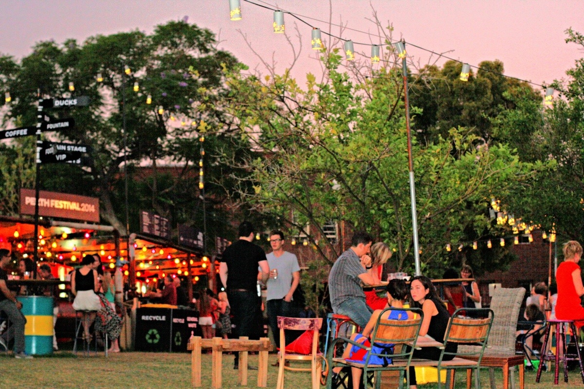 Western Australia - Events & Festival Guide - AMFVG